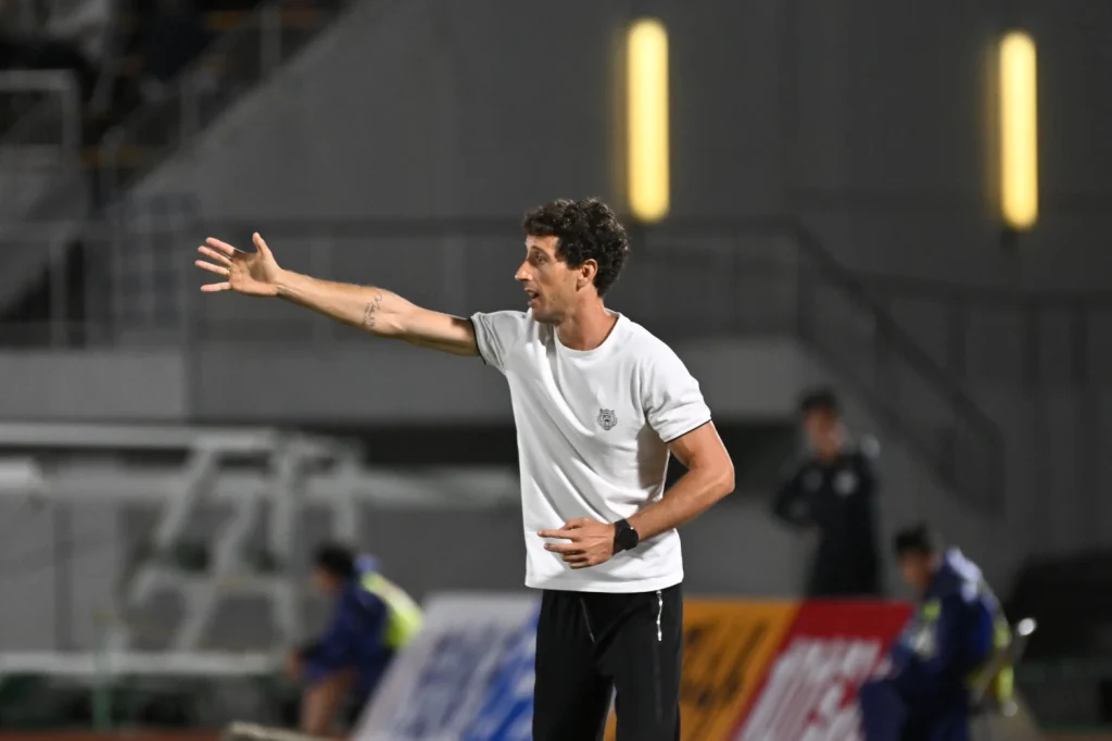 Entrenador español en Japón